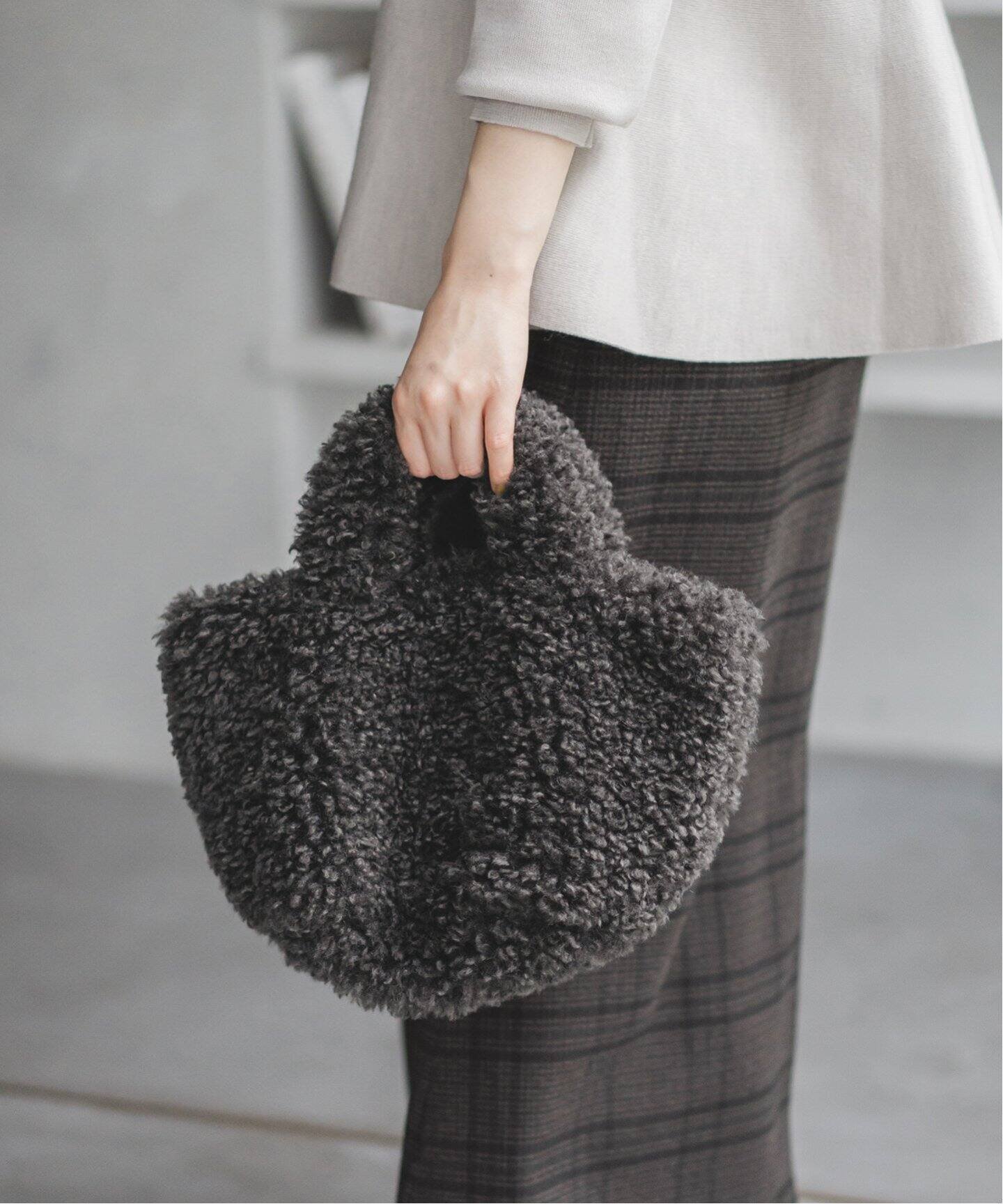 【イエナ/IENA】のHELEN MOORE/ヘレンムーア MINI BAG インテリア・キッズ・メンズ・レディースファッション・服の通販 founy(ファニー) 　ファッション　Fashion　レディースファッション　WOMEN　バッグ　Bag　グレー|ID: prp329100004171271 ipo3291000000028869105