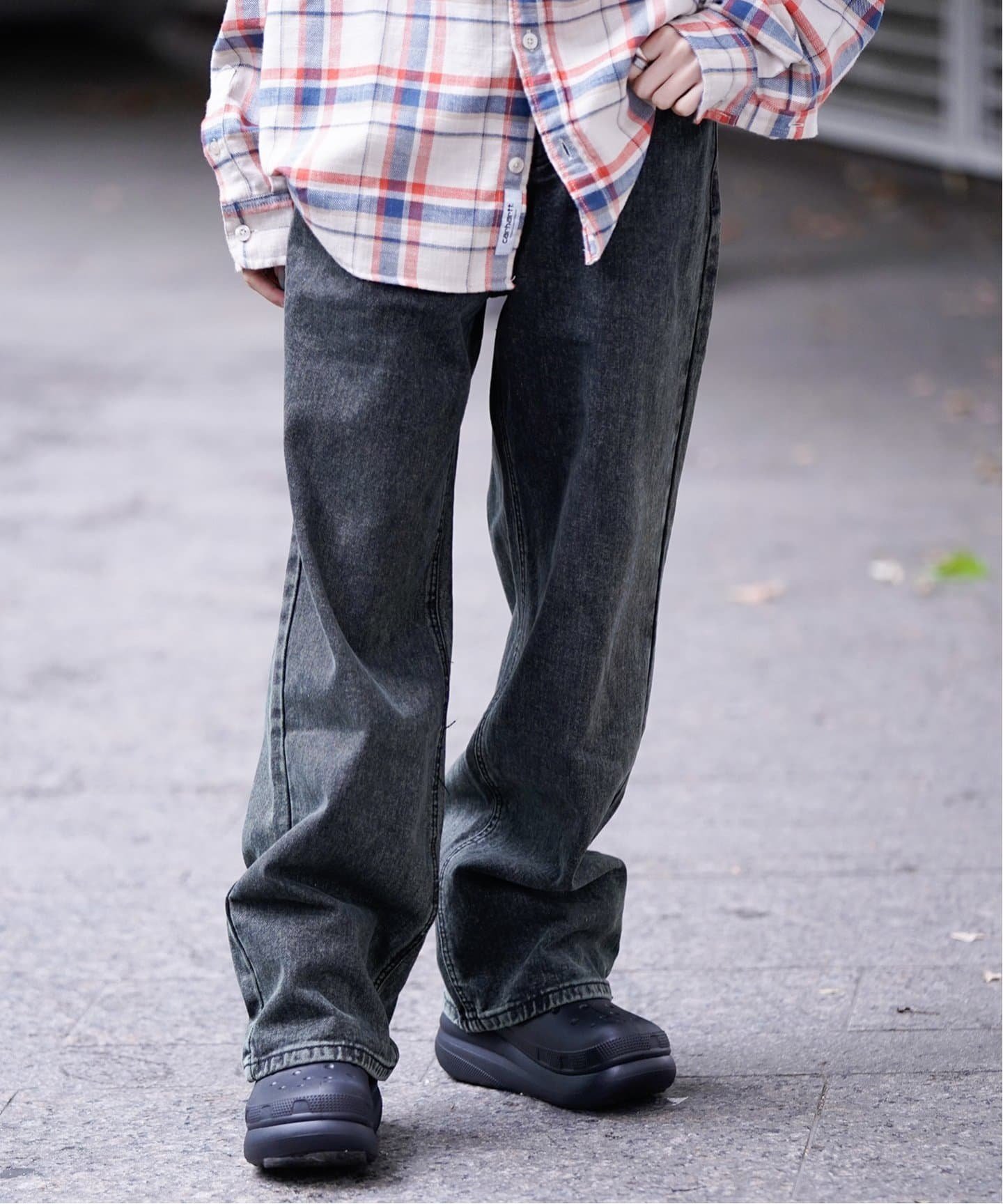 【ジョイントワークス/JOINT WORKS】の【NOMANUAL/ノーマニュアル】 SEMIWIDE DENIM PANTS インテリア・キッズ・メンズ・レディースファッション・服の通販 founy(ファニー) 　ファッション　Fashion　レディースファッション　WOMEN　パンツ　Pants　デニムパンツ　Denim Pants　2024年　2024　2024春夏・S/S　Ss,Spring/Summer,2024　グラフィック　Graphic　コレクション　Collection　ブラック|ID: prp329100004171346 ipo3291000000028869578