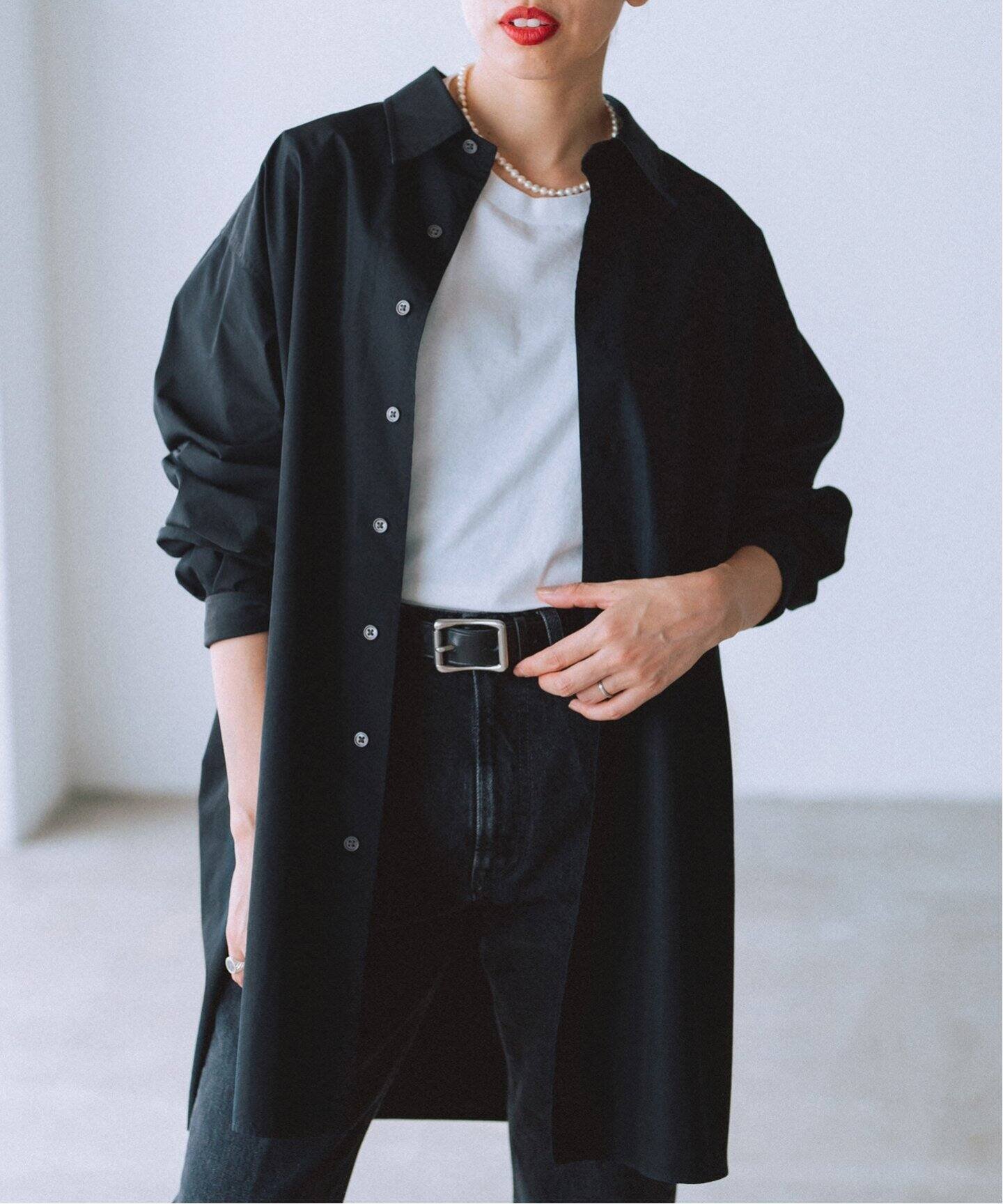 【イエナ/IENA】のBLACK スリットシャツ 人気、トレンドファッション・服の通販 founy(ファニー) 　ファッション　Fashion　レディースファッション　WOMEN　トップス・カットソー　Tops/Tshirt　シャツ/ブラウス　Shirts/Blouses　2024年　2024　2024-2025秋冬・A/W　Aw/Autumn/Winter/Fw/Fall/2024-2025　おすすめ　Recommend　カットオフ　Cut Off　コレクション　Collection　スリット　Slit　デニム　Denim　ネックレス　Necklace　パール　Pearl　フレンチ　French　エレガント 上品　Elegant　 other-1|ID: prp329100004172643 ipo3291000000028889394