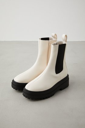 【アズール バイ マウジー/AZUL by moussy】のTRACK SOLE SIDE GORE BOOTS 人気、トレンドファッション・服の通販 founy(ファニー) ファッション Fashion レディースファッション WOMEN 2023年 2023 2023春夏・S/S Ss,Spring/Summer,2023 S/S・春夏 Ss・Spring/Summer シンプル Simple トレンド Trend 夏 Summer |ID:prp329100004177448