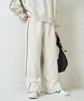 【フリークスストア/FREAK'S STORE】のライン 裏起毛 スウェットパンツ(セットアップ対応)【限定展開】 24AW 人気、トレンドファッション・服の通販 founy(ファニー) ファッション Fashion レディースファッション WOMEN セットアップ Setup パンツ Pants 2024年 2024 2024-2025秋冬・A/W Aw/Autumn/Winter/Fw/Fall/2024-2025 A/W・秋冬 Aw・Autumn/Winter・Fw・Fall-Winter 冬 Winter ストレート Straight セットアップ Set Up パイピング Piping フィット Fit ワイド Wide |ID:prp329100004181471