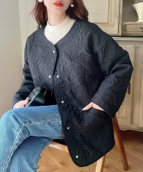 【ジュノア/JUNOAH】のMeiru フラワー柄キルティングコート 人気、トレンドファッション・服の通販 founy(ファニー) ファッション Fashion レディースファッション WOMEN アウター Coat Outerwear コート Coats キルティング Quilting フラワー Flower |ID:prp329100004181826