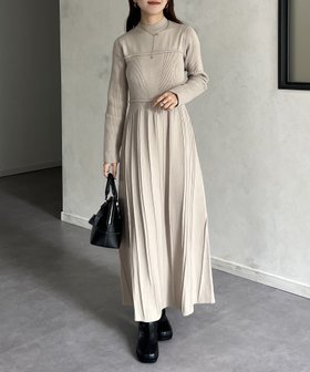 【ゼヴォン/Thevon】のハイネックビスチェ切替ニットワンピース 人気、トレンドファッション・服の通販 founy(ファニー) ファッション Fashion レディースファッション WOMEN ワンピース Dress ニットワンピース Knit Dresses 2024年 2024 2024-2025秋冬・A/W Aw/Autumn/Winter/Fw/Fall/2024-2025 ジャケット Jacket スニーカー Sneakers スリット Slit ダウン Down トレンド Trend ハイネック High Neck ビスチェ Bustier ブルゾン Blouson 冬 Winter 切替 Switching 定番 Standard 秋 Autumn/Fall |ID:prp329100004182060