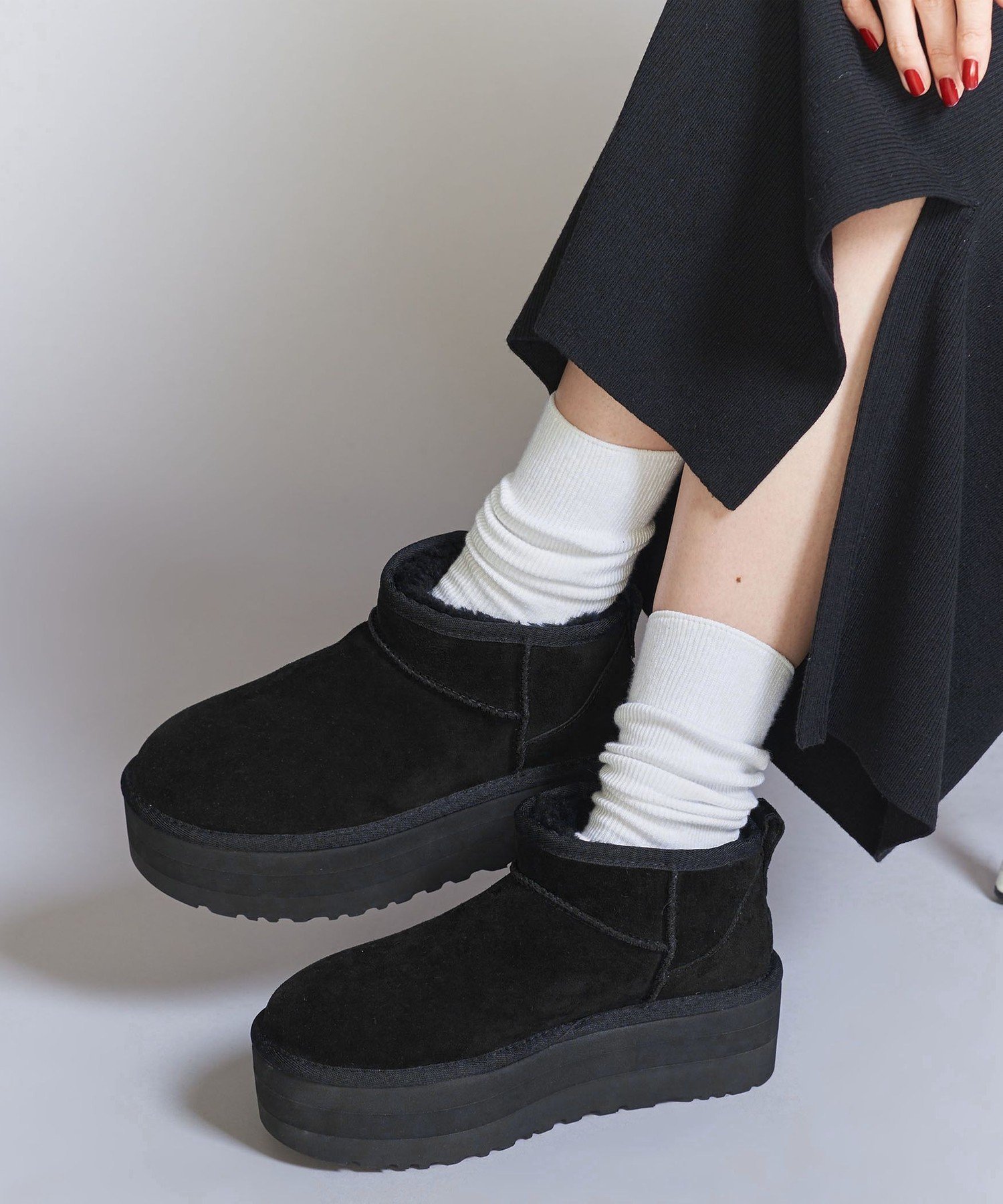 【ビューティ&ユース ユナイテッドアローズ/BEAUTY&YOUTH / UNITED ARROWS】のUGG ウルトラミニ プラットフォーム ブーツ インテリア・キッズ・メンズ・レディースファッション・服の通販 founy(ファニー) 　ファッション　Fashion　レディースファッション　WOMEN　アシンメトリー　Asymmetry　厚底　Platforms　くるぶし　Ankle　カリフォルニア　California　クラシック　Classic　シューズ　Shoes　トレンド　Trend　人気　Popularity　フォルム　Form　ライニング　Lining　おすすめ　Recommend　BLACK|ID: prp329100004182456 ipo3291000000028973583