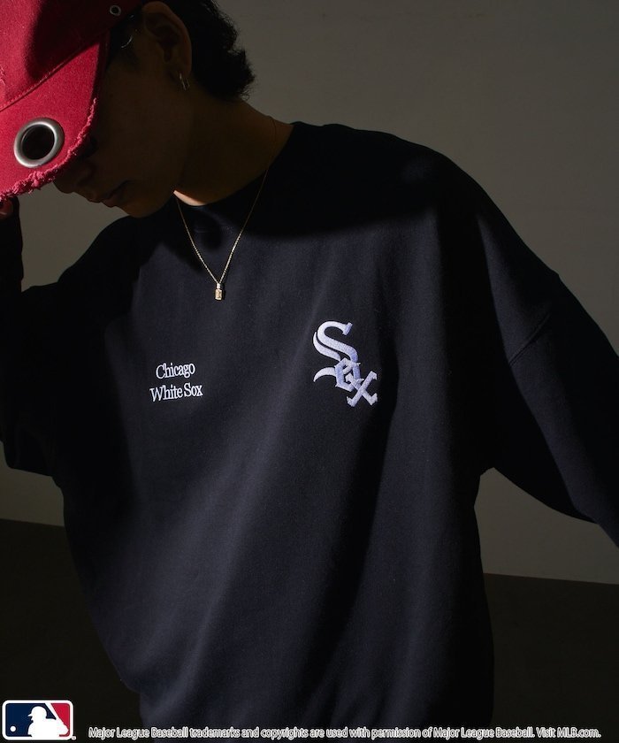 【フリークスストア/FREAK'S STORE】のMLB 別注ボースサイドロゴスウェット【限定展開】 24AW インテリア・キッズ・メンズ・レディースファッション・服の通販 founy(ファニー) 　ファッション　Fashion　レディースファッション　WOMEN　トップス・カットソー　Tops/Tshirt　パーカ　Sweats　スウェット　Sweat　2024年　2024　2024-2025秋冬・A/W　Aw/Autumn/Winter/Fw/Fall/2024-2025　A/W・秋冬　Aw・Autumn/Winter・Fw・Fall-Winter　冬　Winter　おすすめ　Recommend　シンプル　Simple　ワンポイント　One Point　別注　Special Order　ブラック×SOX|ID: prp329100004184050 ipo3291000000029415299