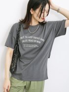 【サマンサモスモス/Samansa Mos2】のロゴプリントチュニックTシャツ 人気、トレンドファッション・服の通販 founy(ファニー) ファッション Fashion レディースファッション WOMEN トップス・カットソー Tops/Tshirt シャツ/ブラウス Shirts/Blouses ロング / Tシャツ T-Shirts チュニック Tunic プリント Print thumbnail チャコールグレー|ID: prp329100004185349 ipo3291000000028995010