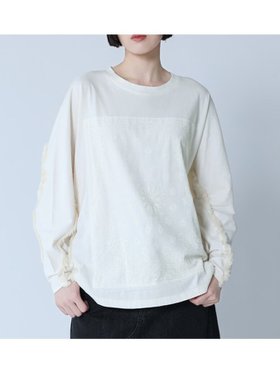 【ラシュッド/LASUD】のペイズリープリントバックフリンジロンT 人気、トレンドファッション・服の通販 founy(ファニー) ファッション Fashion レディースファッション WOMEN トップス・カットソー Tops/Tshirt ロング / Tシャツ T-Shirts バッグ Bag カットソー Cut And Sew タイトスカート Tight Skirt フォルム Form フロント Front プリント Print ペイズリー Paisley ルーズ Loose 今季 This Season 夏 Summer 長袖 Long Sleeve |ID:prp329100004187148