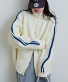 【チャオパニックティピー/CIAOPANIC TYPY】のスポンディッシュラインニットトラックジャケット 人気、トレンドファッション・服の通販 founy(ファニー) ファッション Fashion レディースファッション WOMEN アウター Coat Outerwear ジャケット Jackets ジャケット Jacket スタンド Stand スラックス Slacks デニム Denim トレンド Trend 定番 Standard フレア Flare ベーシック Basic ワイド Wide A/W・秋冬 Aw・Autumn/Winter・Fw・Fall-Winter おすすめ Recommend thumbnail オフホワイト|ID: prp329100004189927 ipo3291000000029432086