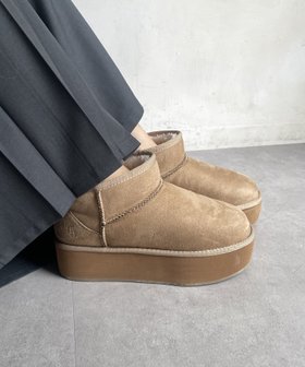 【ゼヴォン/Thevon】のショートムートンブーツ 人気、トレンドファッション・服の通販 founy(ファニー) ファッション Fashion レディースファッション WOMEN 2024年 2024 2024-2025秋冬・A/W Aw/Autumn/Winter/Fw/Fall/2024-2025 A/W・秋冬 Aw・Autumn/Winter・Fw・Fall-Winter シューズ Shoes ショート Short スラックス Slacks ソックス Socks デニム Denim トレンド Trend ミニスカート Mini Skirt ワイド Wide 冬 Winter 厚底 Platforms |ID:prp329100004189989