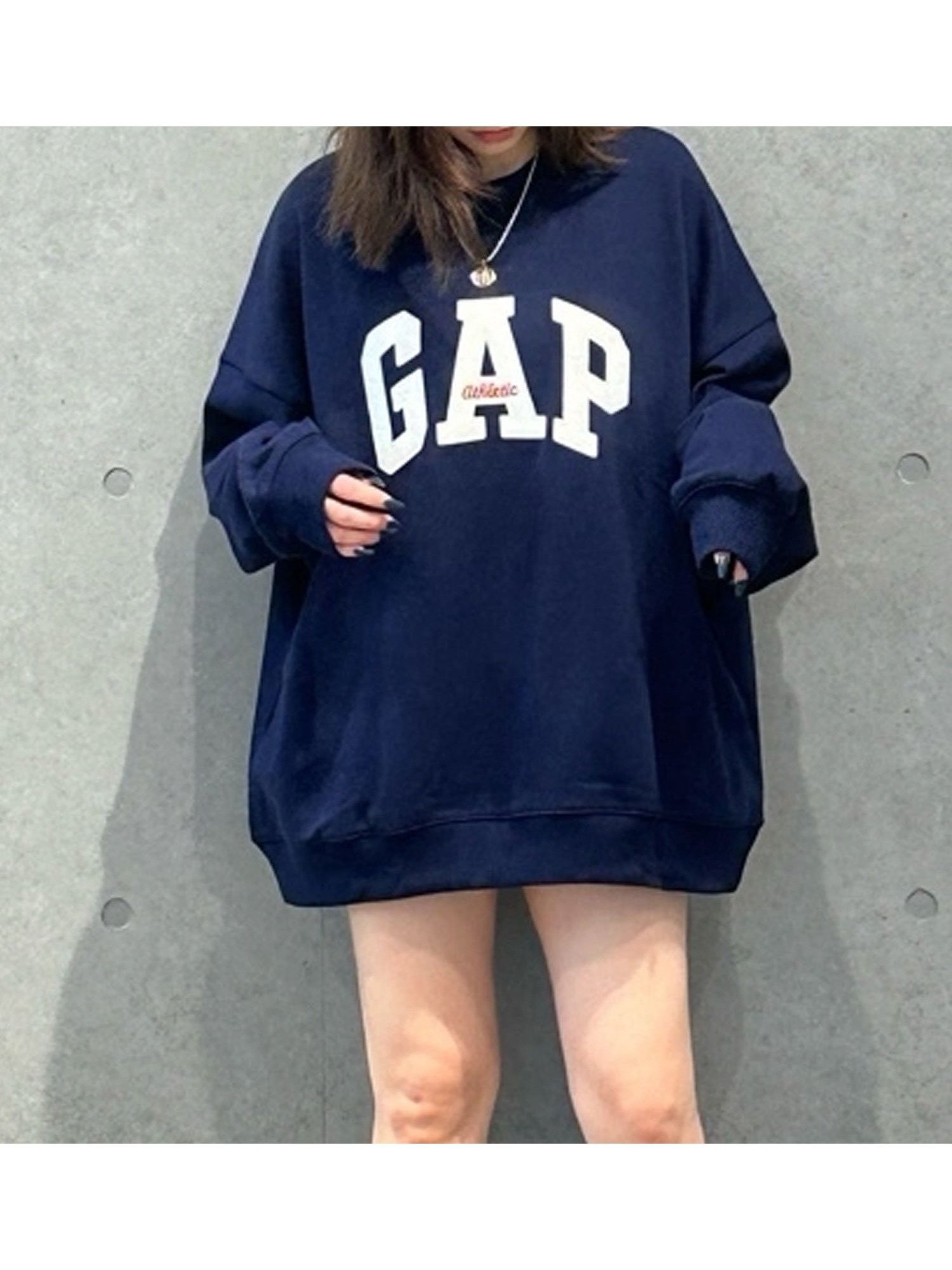 【ギャップ/GAP】のGAPロゴ モックネック スウェット・トレーナー インテリア・キッズ・メンズ・レディースファッション・服の通販 founy(ファニー) 　ファッション　Fashion　レディースファッション　WOMEN　トップス・カットソー　Tops/Tshirt　パーカ　Sweats　スウェット　Sweat　おすすめ　Recommend　ダウン　Down　フィット　Fit　フロント　Front　モックネック　Mock Neck　長袖　Long Sleeve　NAVY_UNIFORM|ID: prp329100004190040 ipo3291000000029511331