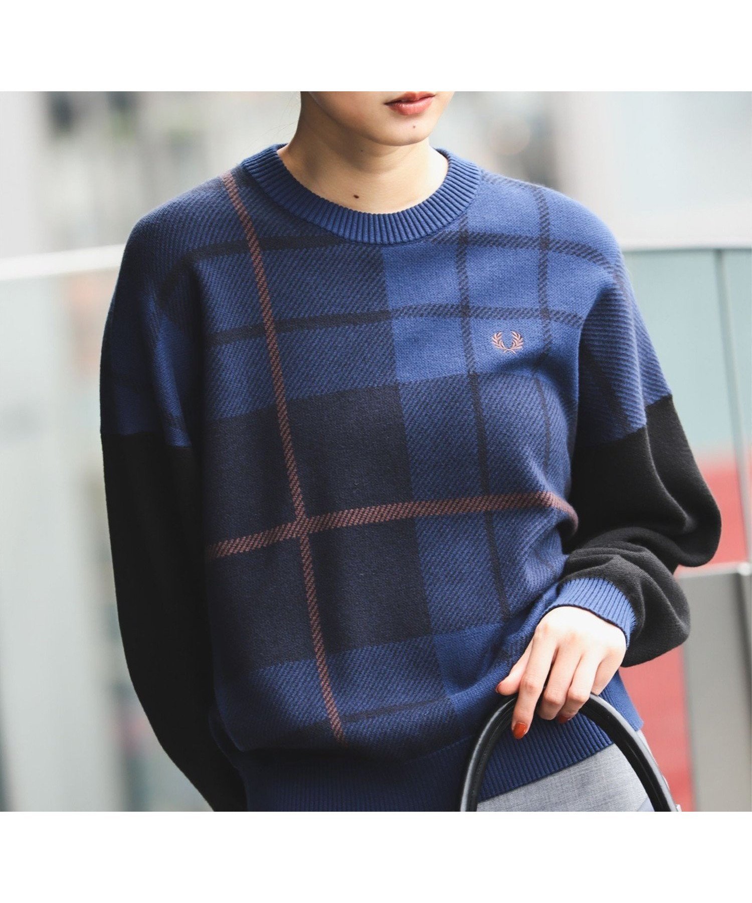 【ビームス ウイメン/BEAMS】のFRED PERRY / 別注 Tartan Jumper 24AW フレッドペリー タータン柄ニット インテリア・キッズ・メンズ・レディースファッション・服の通販 founy(ファニー) 　ファッション　Fashion　レディースファッション　WOMEN　トップス・カットソー　Tops/Tshirt　ニット　Knit Tops　アクリル　Acrylic　シンプル　Simple　ジャカード　Jacquard　スラックス　Slacks　デニム　Denim　フィット　Fit　別注　Special Order　リラックス　Relax　おすすめ　Recommend　2024年　2024　2024-2025秋冬・A/W　Aw/Autumn/Winter/Fw/Fall/2024-2025　NAVY|ID: prp329100004190118 ipo3291000000029071659