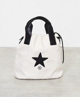 【コンバーストウキョウ/CONVERSE TOKYO】のSATIN BALLOON SHOULDER BAG 人気、トレンドファッション・服の通販 founy(ファニー) ファッション Fashion レディースファッション WOMEN バッグ Bag アウトドア Outdoor サテン Satin ショルダー Shoulder シンプル Simple スマホ Smartphone ハンドバッグ Handbag パッチ Patch フロント Front ポケット Pocket エレガント 上品 Elegant 巾着 Purse 旅行 Travel 財布 Wallet |ID:prp329100004191073