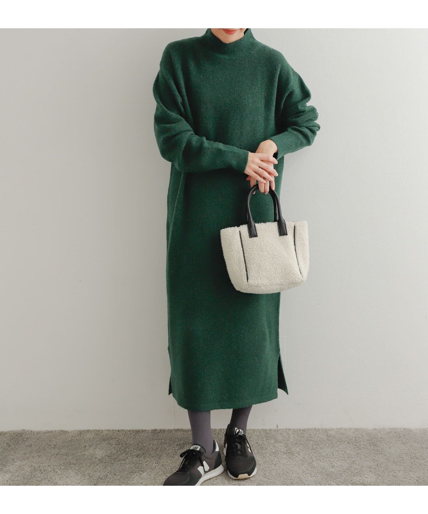 【アーバンリサーチ ドアーズ/URBAN RESEARCH DOORS】のヘアリーKNITワンピース インテリア・キッズ・メンズ・レディースファッション・服の通販 founy(ファニー) 　ファッション　Fashion　レディースファッション　WOMEN　ワンピース　Dress　2023年　2023　2023-2024秋冬・A/W　Aw/Autumn/Winter//Fw/Fall-Winter/2023-2024　A/W・秋冬　Aw・Autumn/Winter・Fw・Fall-Winter　冬　Winter　シンプル　Simple　ハイネック　High Neck　GREEN|ID: prp329100004195515 ipo3291000000029548708