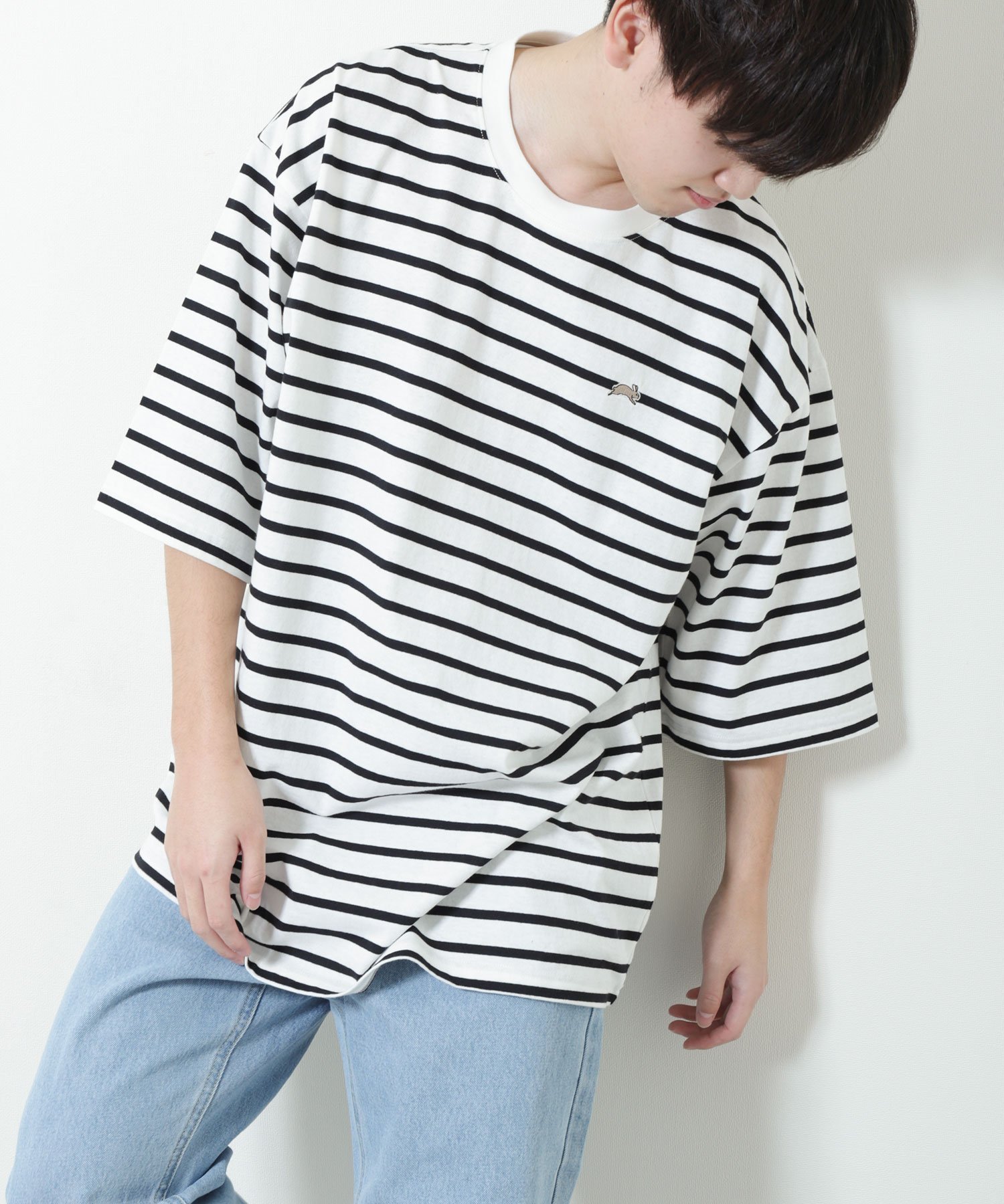 【ジップファイブ/ZIP FIVE】の動物刺繍Tシャツ 人気、トレンドファッション・服の通販 founy(ファニー) 　ファッション　Fashion　レディースファッション　WOMEN　トップス・カットソー　Tops/Tshirt　シャツ/ブラウス　Shirts/Blouses　ロング / Tシャツ　T-Shirts　インナー　Inner　ジャケット　Jacket　ボーダー　Border　ロング　Long　ワンポイント　One Point　半袖　Short Sleeve　吸水　Water Absorption　無地　Plain Color　 other-1|ID: prp329100004197180 ipo3291000000029075771