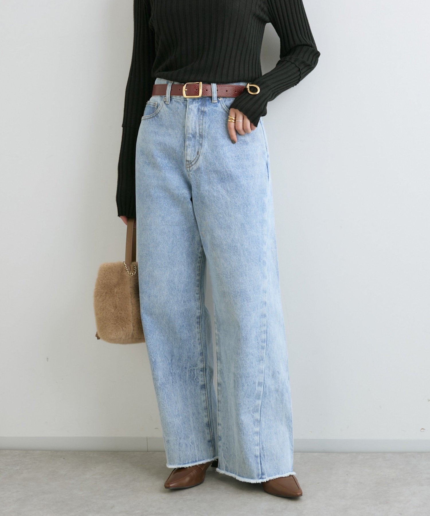 【リヴドロワ/RIVE DROITE】の【MONN. .(モン)】neat wide DENIM インテリア・キッズ・メンズ・レディースファッション・服の通販 founy(ファニー) 　ファッション　Fashion　レディースファッション　WOMEN　切替　Switching　シューズ　Shoes　ショート　Short　スニーカー　Sneakers　デニム　Denim　人気　Popularity　ポケット　Pocket　リラックス　Relax　ワイド　Wide　A/W・秋冬　Aw・Autumn/Winter・Fw・Fall-Winter　2022年　2022　2022-2023秋冬・A/W　Aw/Autumn/Winter//Fw/Fall-Winter/2022-2023　おすすめ　Recommend　ブルー|ID: prp329100004199866 ipo3291000000029097200