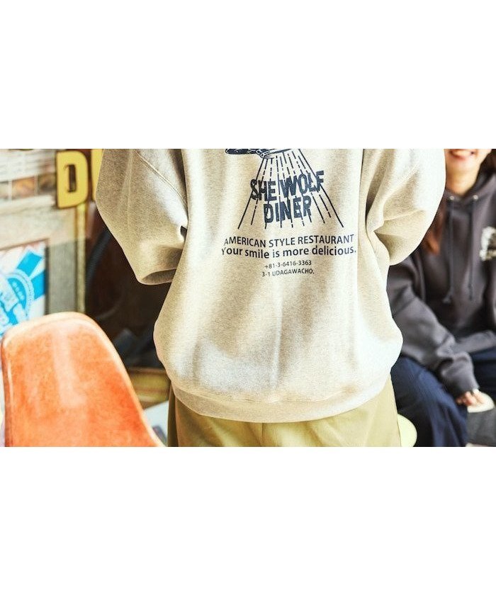 【フリークスストア/FREAK'S STORE】のSHE WOLF DINER×FREAK S STORE/シーウルフダイナー 別注 ビッグシルエット バックプリント POパーカー/フーディー 24AW インテリア・キッズ・メンズ・レディースファッション・服の通販 founy(ファニー) https://founy.com/ ファッション Fashion レディースファッション WOMEN トップス・カットソー Tops/Tshirt パーカ Sweats バッグ Bag インナー Inner カーゴパンツ Cargo Pants グラフィック Graphic シンプル Simple デニム Denim 定番 Standard 人気 Popularity パーカー Hoodie ビッグ Big フロント Front プリント Print ボトム Bottom 別注 Special Order モチーフ Motif ワンポイント One Point 冬 Winter A/W・秋冬 Aw・Autumn/Winter・Fw・Fall-Winter おすすめ Recommend 2024年 2024 2024-2025秋冬・A/W Aw/Autumn/Winter/Fw/Fall/2024-2025 |ID: prp329100004200831 ipo3291000000029419708