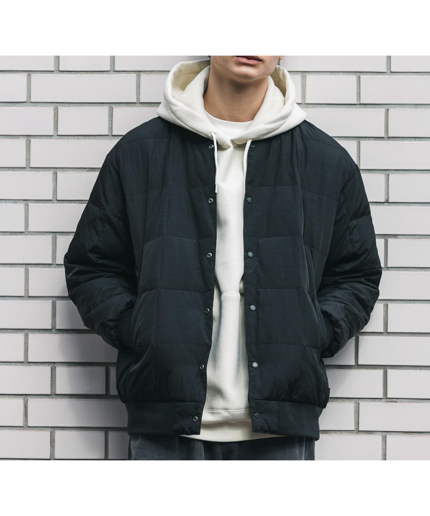 【アーバンリサーチ ドアーズ/URBAN RESEARCH DOORS / MEN】の『別注』GRAMICCI*TAION REVERSIBLE DOWN JACKET インテリア・キッズ・メンズ・レディースファッション・服の通販 founy(ファニー) 　ファッション　Fashion　メンズファッション　MEN　2024年　2024　2024-2025秋冬・A/W　Aw/Autumn/Winter/Fw/Fall/2024-2025　A/W・秋冬　Aw・Autumn/Winter・Fw・Fall-Winter　冬　Winter　アウトドア　Outdoor　インナー　Inner　カリフォルニア　California　キルト　Quilt　ダウン　Down　リバーシブル　Reversible　エレガント 上品　Elegant　別注　Special Order　BLACK|ID: prp329100004202957 ipo3291000000029558648