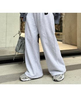 【チャオパニックティピー/CIAOPANIC TYPY】のワッペンスウェットパンツ 人気、トレンドファッション・服の通販 founy(ファニー) ファッション Fashion レディースファッション WOMEN パンツ Pants ストレート Straight トレンド Trend ワイド Wide おすすめ Recommend |ID:prp329100004204039