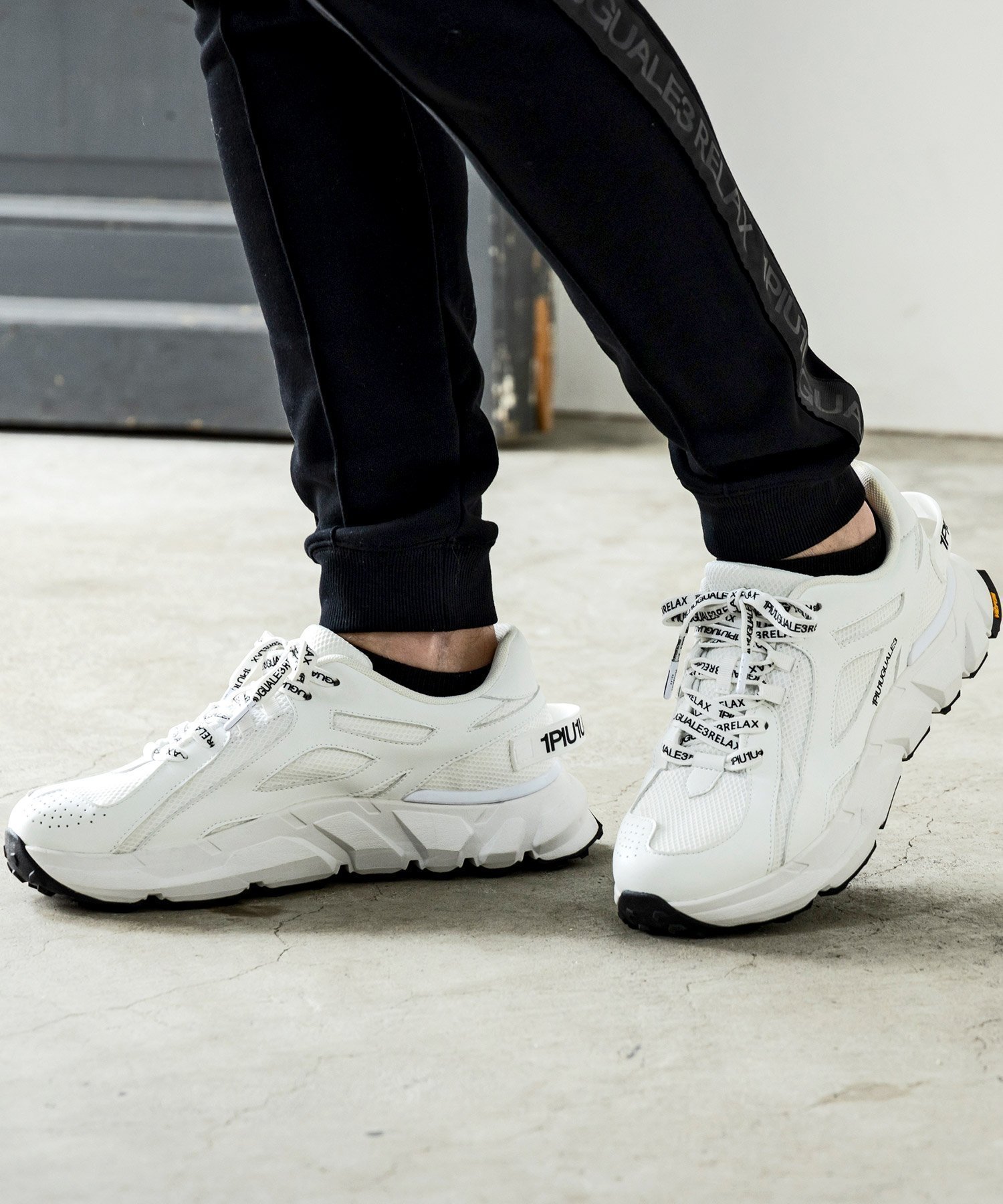 【シフォン/SHIFFON / MEN】の1PIU1UGUALE3 RELAX/1PIU1UGUALE3 RELAX(ウノピゥウノウグァーレトレ リラックス)Vibramソールダッドスニーカー 人気、トレンドファッション・服の通販 founy(ファニー) 　ファッション　Fashion　メンズファッション　MEN　シューズ・靴　Shoes/Men　スニーカー　Sneakers　スニーカー　Sneakers　スポーティ　Sporty　プリント　Print　無地　Plain Color　リラックス　Relax　レース　Race　 other-1|ID: prp329100004205172 ipo3291000000029515719