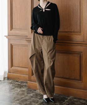 【エマリンバー/EMMA LIMBER】のTuck Tapered Pants 人気、トレンドファッション・服の通販 founy(ファニー) ファッション Fashion レディースファッション WOMEN パンツ Pants 再入荷 Restock/Back In Stock/Re Arrival |ID:prp329100004205294