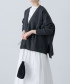 【かぐれ/kagure / URBAN RESEARCH】のハミルトンワイドVネックカーディガン 人気、トレンドファッション・服の通販 founy(ファニー) ファッション Fashion レディースファッション WOMEN トップス・カットソー Tops/Tshirt カーディガン Cardigans Vネック V-Neck 2024年 2024 2024-2025秋冬・A/W Aw/Autumn/Winter/Fw/Fall/2024-2025 A/W・秋冬 Aw・Autumn/Winter・Fw・Fall-Winter 冬 Winter おすすめ Recommend カーディガン Cardigan コンパクト Compact サロペット Overalls ショート Short スリット Slit チュニック Tunic テーパード Tapered ベスト Vest ボトム Bottom メランジ Melange ワイド Wide ビジネス 仕事 通勤 Business thumbnail CHARCOAL|ID: prp329100004206166 ipo3291000000029147086