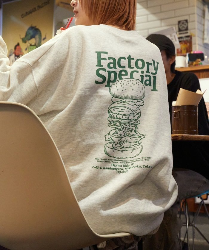 【フリークスストア/FREAK'S STORE】のBurger Factory×FREAK S STORE バーガーファクトリー 別注 ビッグシルエット バックプリント クルーネックスウェット 【限定展開】 インテリア・キッズ・メンズ・レディースファッション・服の通販 founy(ファニー) https://founy.com/ ファッション Fashion レディースファッション WOMEN トップス・カットソー Tops/Tshirt パーカ Sweats スウェット Sweat バッグ Bag A/W・秋冬 Aw・Autumn/Winter・Fw・Fall-Winter 冬 Winter おすすめ Recommend カーゴパンツ Cargo Pants グラフィック Graphic シンプル Simple デニム Denim トレンド Trend ビッグ Big フロント Front プリント Print ボトム Bottom リラックス Relax ワンポイント One Point 人気 Popularity 別注 Special Order 定番 Standard |ID: prp329100004210648 ipo3291000000029532922