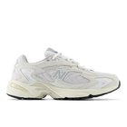 【ニューバランス/new balance】のML725BA / ML725BB / ML725BC / ML725BD 人気、トレンドファッション・服の通販 founy(ファニー) ファッション Fashion レディースファッション WOMEN クッション Cushion クラシカル Classical スエード Suede スポーティ Sporty バランス Balance ミックス Mix メッシュ Mesh ランニング Running thumbnail LIGHTGRAY|ID: prp329100004211015 ipo3291000000029469762