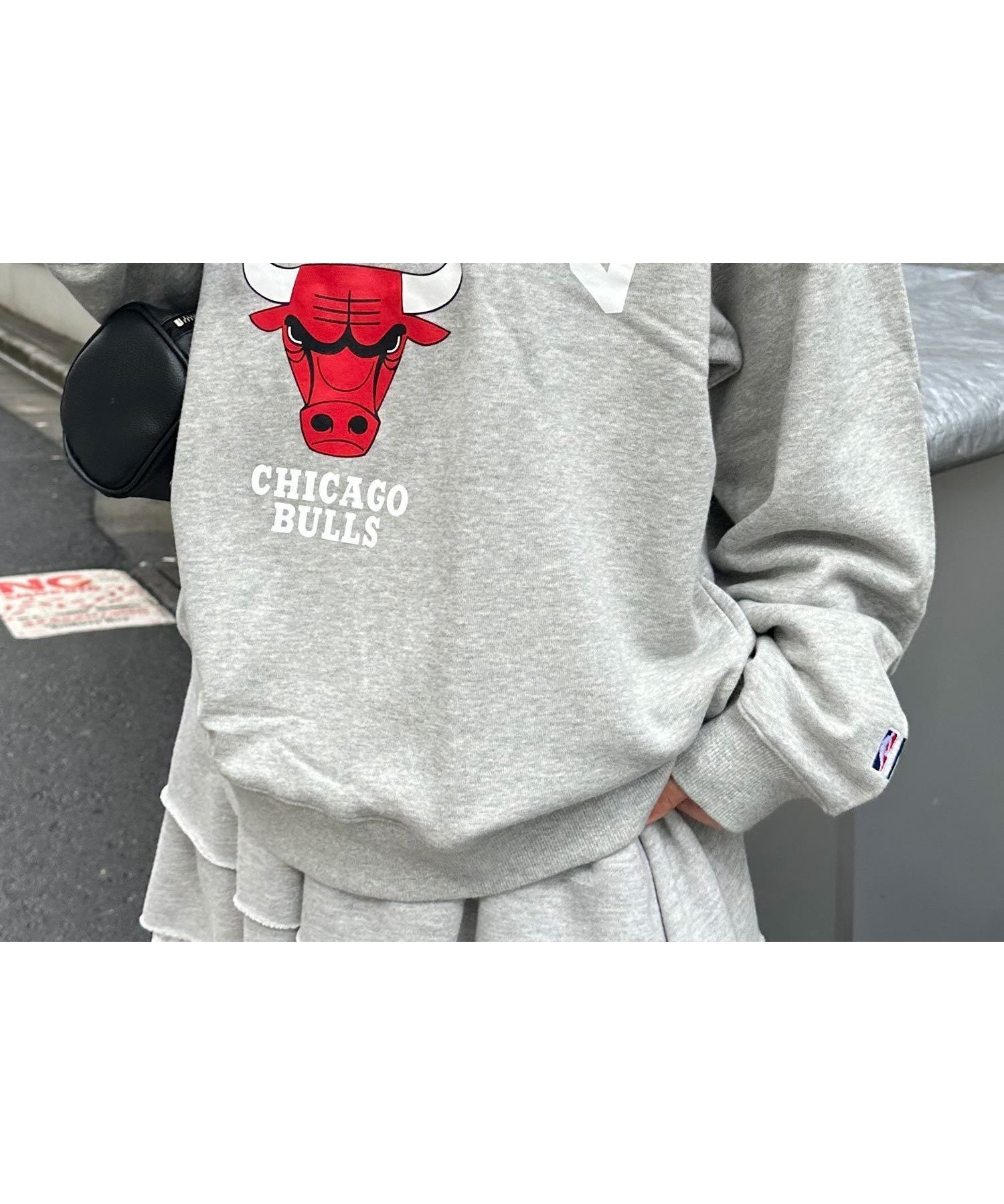 【パルグループ/PAL GROUP】の【Ciaopanic】【NBA】別注ロゴスウェット 人気、トレンドファッション・服の通販 founy(ファニー) 　ファッション　Fashion　レディースファッション　WOMEN　トップス・カットソー　Tops/Tshirt　パーカ　Sweats　スウェット　Sweat　おすすめ　Recommend　インナー　Inner　カーゴパンツ　Cargo Pants　スウェット　Sweat　デニム　Denim　ワイド　Wide　人気　Popularity　別注　Special Order　 other-1|ID: prp329100004211560 ipo3291000000029328076