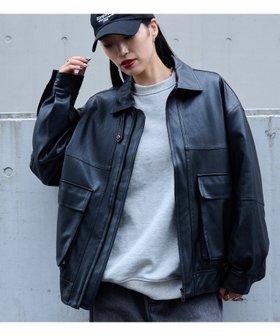 【コロニートゥーワンスリーナイン/COLONY 2139】の【UNISEX】ヴィンテージレザーライクA2フライトジャケット 人気、トレンドファッション・服の通販 founy(ファニー) ファッション Fashion レディースファッション WOMEN アウター Coat Outerwear ジャケット Jackets ヴィンテージ Vintage 春 Spring 今季 This Season ジャケット Jacket スウェット Sweat スタンド Stand スニーカー Sneakers デニム Denim トレンド Trend トレーナー Trainer ビッグ Big フェイクレザー Faux Leather フラップ Flap ブルゾン Blouson ボトム Bottom ポケット Pocket モチーフ Motif ユニセックス Unisex 冬 Winter A/W・秋冬 Aw・Autumn/Winter・Fw・Fall-Winter おすすめ Recommend 夏 Summer |ID:prp329100004212179