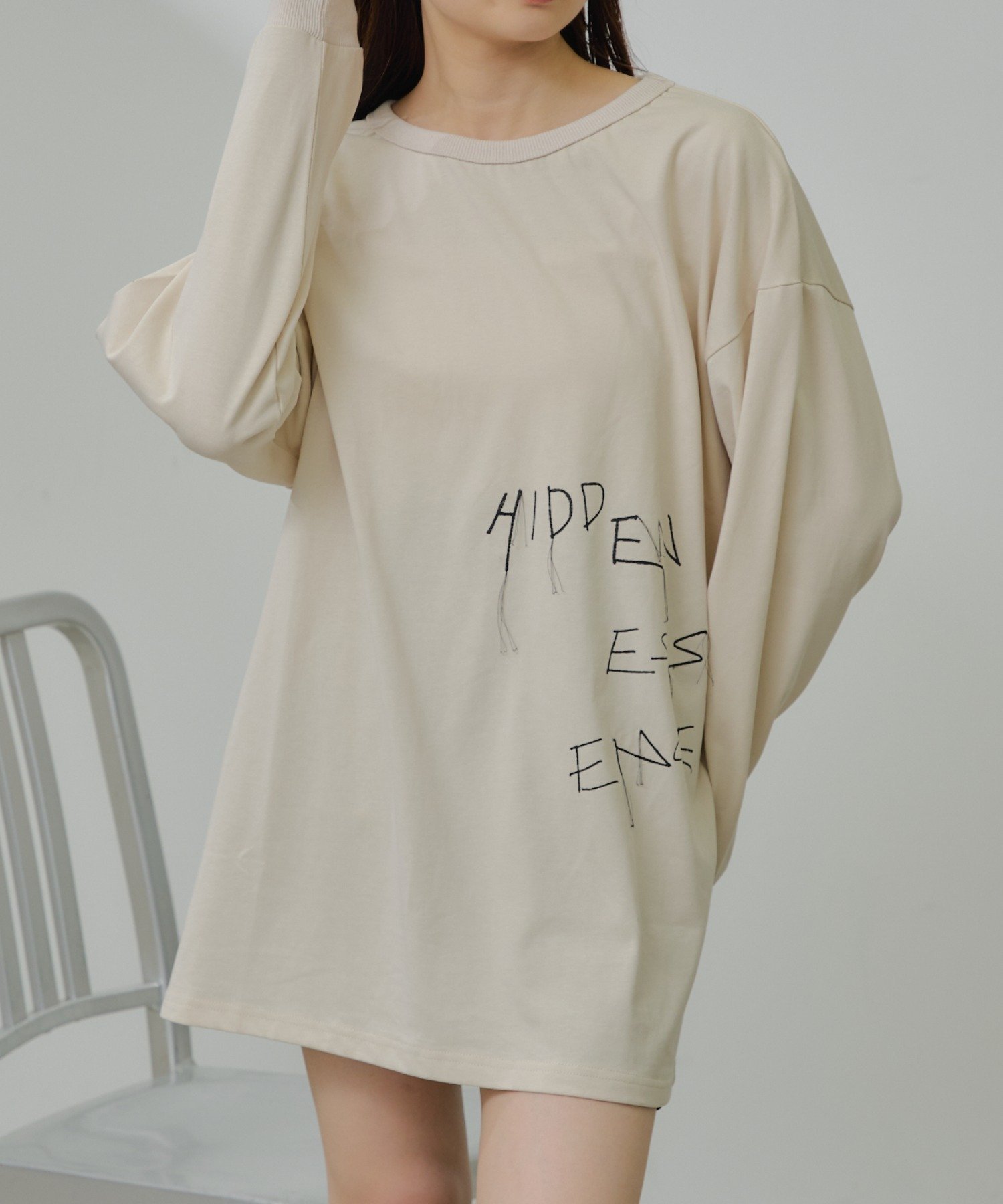 【パルグループ/PAL GROUP】の【RAY CASSIN】刺繍ルーズロンTシャツ 人気、トレンドファッション・服の通販 founy(ファニー) 　ファッション　Fashion　レディースファッション　WOMEN　トップス・カットソー　Tops/Tshirt　シャツ/ブラウス　Shirts/Blouses　ロング / Tシャツ　T-Shirts　シンプル　Simple　ジャケット　Jacket　ルーズ　Loose　ロング　Long　 other-1|ID: prp329100004215915 ipo3291000000029403880