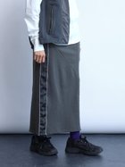 【ラシュッド/LASUD】のサイドラインナロースカート 人気、トレンドファッション・服の通販 founy(ファニー) ファッション Fashion レディースファッション WOMEN スカート Skirt おすすめ Recommend スウェット Sweat スポーティ Sporty スリット Slit 切替 Switching thumbnail チャコールグレー|ID: prp329100004221655 ipo3291000000029605548