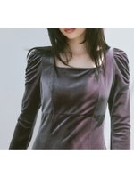 【フレイ アイディー/FRAY I.D】の【WEB限定カラー】スクエアネックベロアワンピース 人気、トレンドファッション・服の通販 founy(ファニー) 雑誌掲載アイテム Magazine Items ファッション雑誌 Fashion Magazines スウィート Sweet ファッション Fashion レディースファッション WOMEN ワンピース Dress 10月号 October Issue なめらか Smooth エレガント 上品 Elegant シアー Sheer スクエア Square スリーブ Sleeve フォルム Form フレア Flare フロント Front ベロア Velor 雑誌 Magazine |ID:prp329100004222037