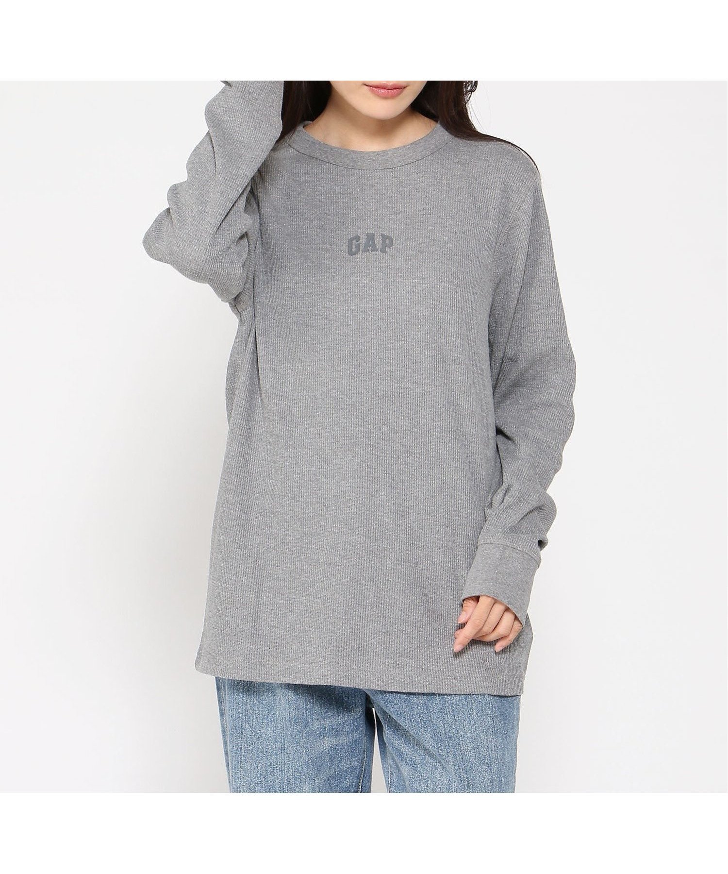 【ギャップ/GAP】のGAPロゴ ワッフルニットTシャツ インテリア・キッズ・メンズ・レディースファッション・服の通販 founy(ファニー) 　ファッション　Fashion　レディースファッション　WOMEN　トップス・カットソー　Tops/Tshirt　ニット　Knit Tops　シャツ/ブラウス　Shirts/Blouses　ロング / Tシャツ　T-Shirts　ストレート　Straight　フィット　Fit　フロント　Front　リラックス　Relax　ワッフル　Waffle　長袖　Long Sleeve　HEATHER_GREY|ID: prp329100004222071 ipo3291000000029265189