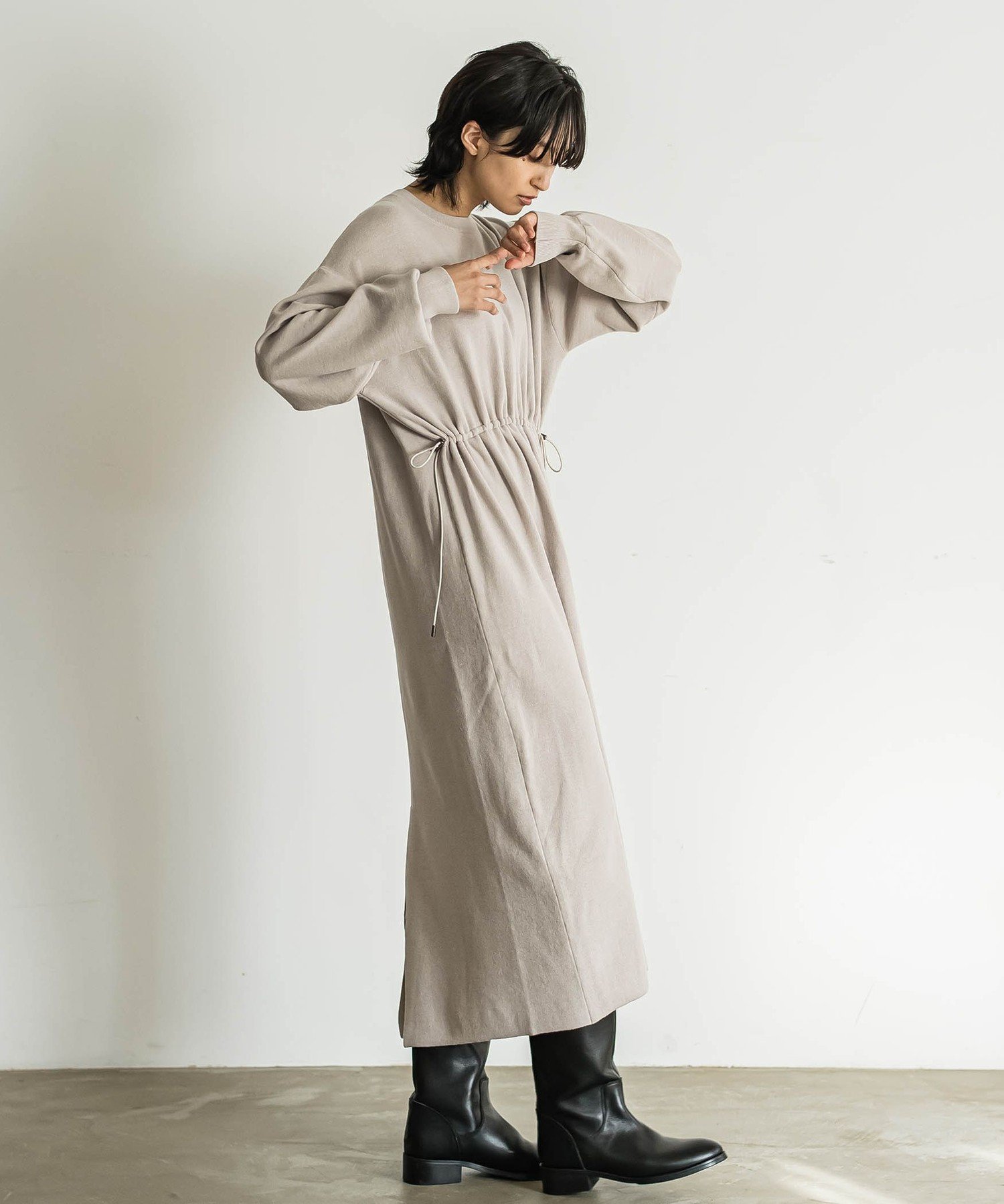 【メイソングレイ/MAYSON GREY】のウエストドロストニットワンピース≪手洗い可能≫ 人気、トレンドファッション・服の通販 founy(ファニー) 　ファッション　Fashion　レディースファッション　WOMEN　ワンピース　Dress　ニットワンピース　Knit Dresses　厚底　Platforms　ショート　Short　ストレッチ　Stretch　ストレート　Straight　ダブル　Double　トレンド　Trend　ハーフ　Half　バランス　Balance　フロント　Front　ミドル　Middle　ミラノ　Milan　ロング　Long　おすすめ　Recommend　 other-1|ID: prp329100004226614 ipo3291000000029283225