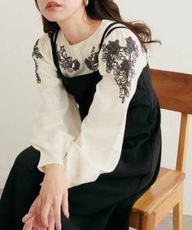 【ナチュラルクチュール/natural couture】のお花モチーフコード刺繍ニット 人気、トレンドファッション・服の通販 founy(ファニー) ファッション Fashion レディースファッション WOMEN トップス・カットソー Tops/Tshirt ニット Knit Tops 2024年 2024 2024-2025秋冬・A/W Aw/Autumn/Winter/Fw/Fall/2024-2025 A/W・秋冬 Aw・Autumn/Winter・Fw・Fall-Winter なめらか Smooth コンパクト Compact シンプル Simple スラックス Slacks フェミニン Feminine フレア Flare ポケット Pocket モチーフ Motif |ID:prp329100004228959