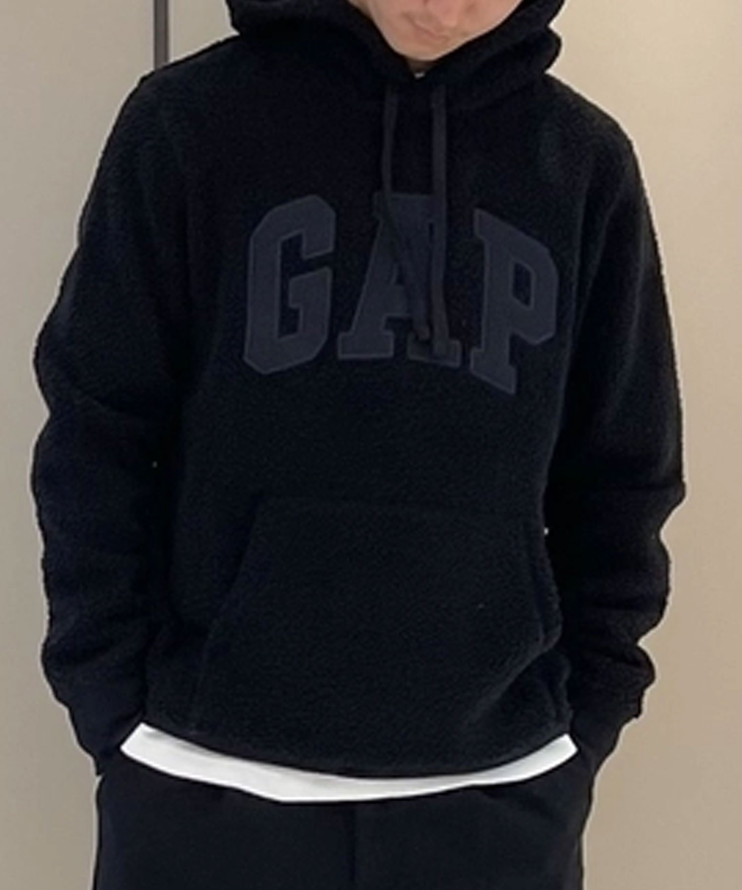 【ギャップ/GAP】のGAPロゴ ボアパーカー 人気、トレンドファッション・服の通販 founy(ファニー) 　ファッション　Fashion　レディースファッション　WOMEN　トップス・カットソー　Tops/Tshirt　パーカ　Sweats　ストレート　Straight　ドローコード　Draw Cord　パーカー　Hoodie　フィット　Fit　フロント　Front　ポケット　Pocket　リラックス　Relax　長袖　Long Sleeve　 other-1|ID: prp329100004231295 ipo3291000000029497032