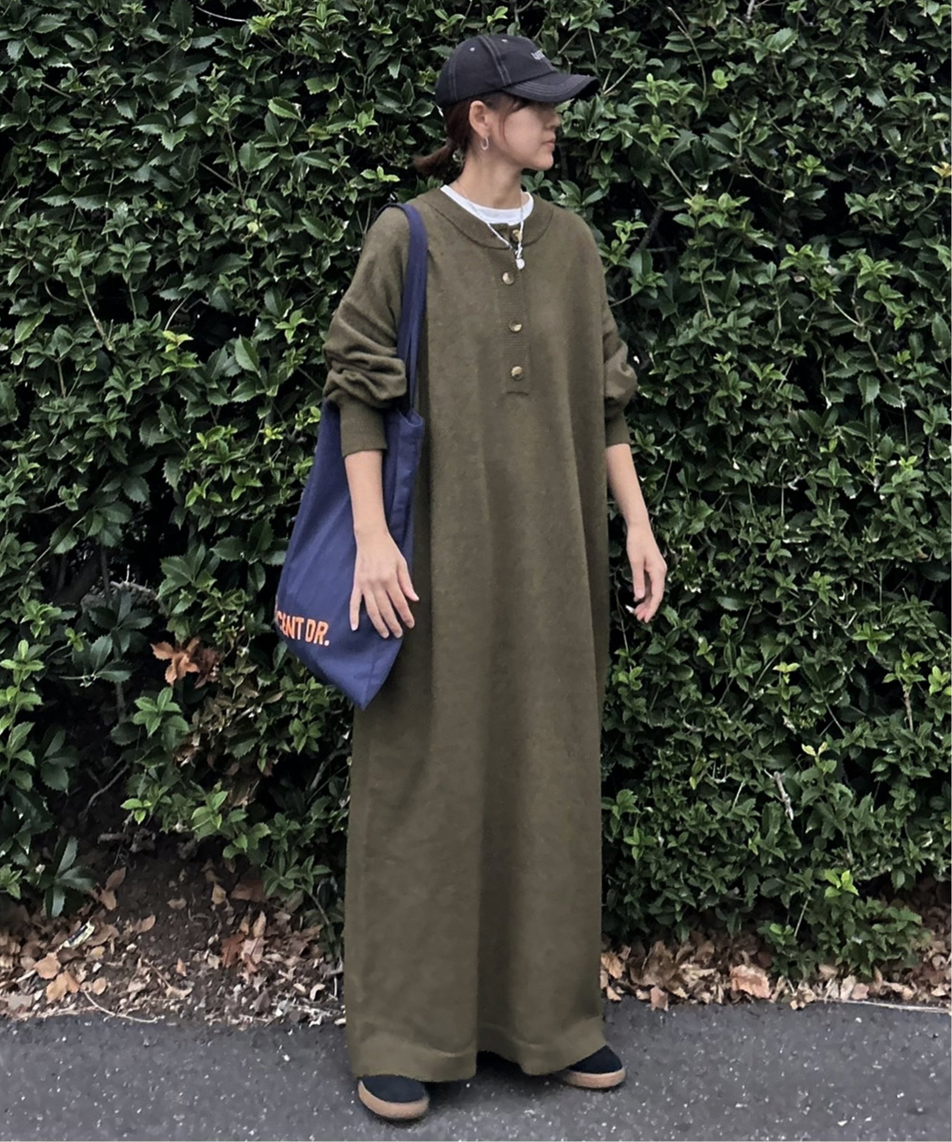 【ノッチ/notch】の【 notch. by KR 】ヘンリーネックニットワンピース インテリア・キッズ・メンズ・レディースファッション・服の通販 founy(ファニー) 　ファッション　Fashion　レディースファッション　WOMEN　ワンピース　Dress　ニットワンピース　Knit Dresses　インナー　Inner　コラボ　Collaboration　シンプル　Simple　スニーカー　Sneakers　人気　Popularity　マキシ　Maxi　リラックス　Relax　おすすめ　Recommend　2024年　2024　2024-2025秋冬・A/W　Aw/Autumn/Winter/Fw/Fall/2024-2025　オリーブ|ID: prp329100004233725 ipo3291000000029342601