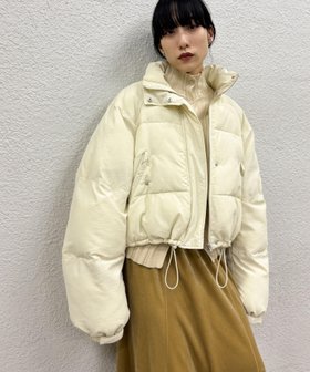 【ケービーエフ/KBF / URBAN RESEARCH】 ショート中綿フードジャケット人気、トレンドファッション・服の通販 founy(ファニー) ファッション Fashion レディースファッション WOMEN アウター Coat Outerwear ジャケット Jackets 2024年 2024 2024-2025秋冬・A/W Aw/Autumn/Winter/Fw/Fall/2024-2025 A/W・秋冬 Aw・Autumn/Winter・Fw・Fall-Winter 冬 Winter おすすめ Recommend クロップド Cropped ショート Short ジャケット Jacket ダウン Down ハイネック High Neck バランス Balance フェミニン Feminine フォルム Form |ID:prp329100004233748