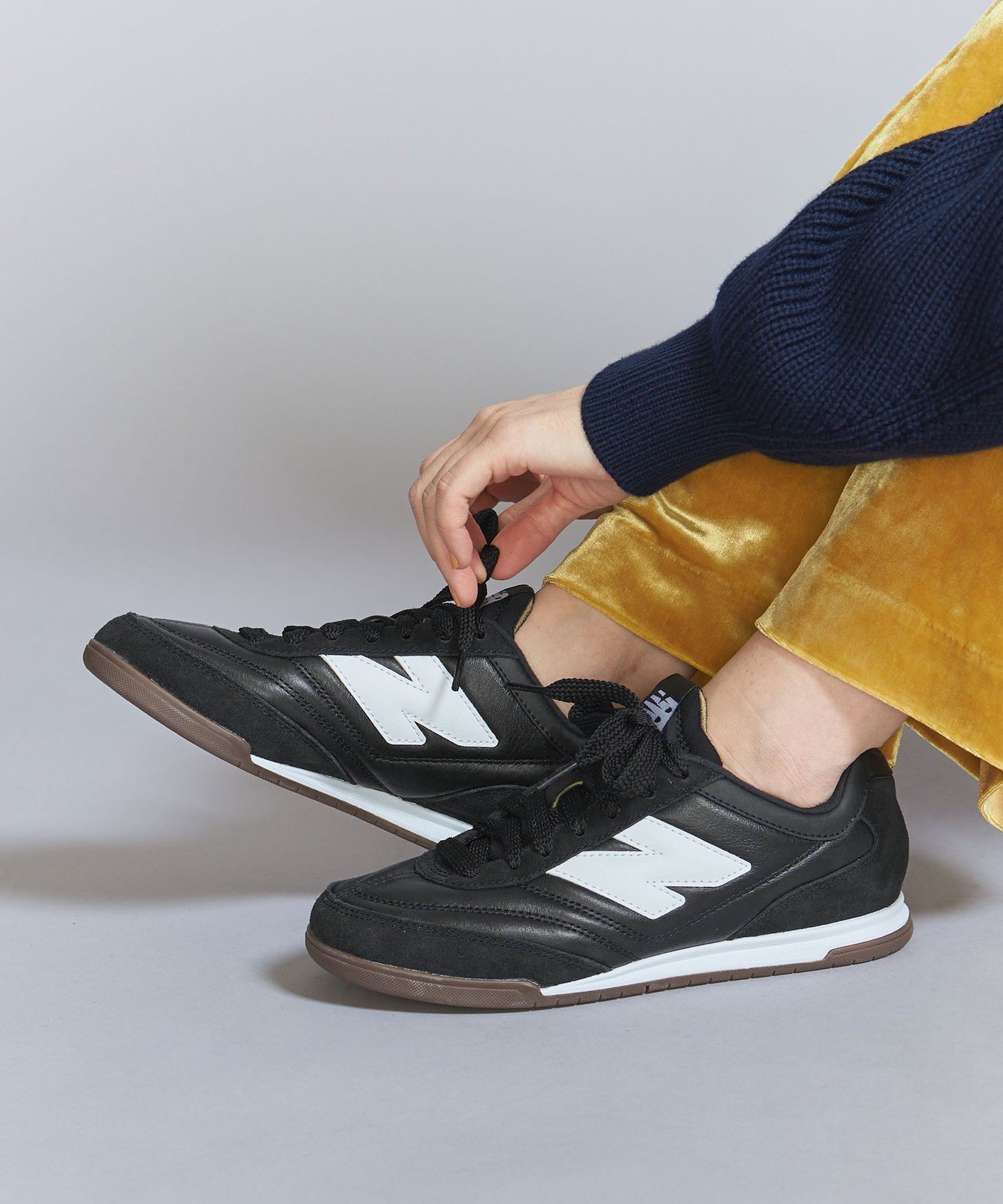 【ビューティ&ユース ユナイテッドアローズ/BEAUTY&YOUTH / UNITED ARROWS】のNew Balance URC42/スニーカー インテリア・キッズ・メンズ・レディースファッション・服の通販 founy(ファニー) 　ファッション　Fashion　レディースファッション　WOMEN　クラシック　Classic　シューズ　Shoes　スエード　Suede　スニーカー　Sneakers　スポーティ　Sporty　フォルム　Form　モノトーン　Monotone　BLACK|ID: prp329100004238161 ipo3291000000029381169