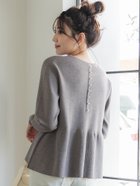 【コカ/COCA】のバックパールフレアニット 人気、トレンドファッション・服の通販 founy(ファニー) ファッション Fashion レディースファッション WOMEN トップス・カットソー Tops/Tshirt ニット Knit Tops ギャザー Gather パール Pearl フレア Flare ベーシック Basic ポケット Pocket リブニット Rib Knit thumbnail Gray|ID: prp329100004241062 ipo3291000000029413451