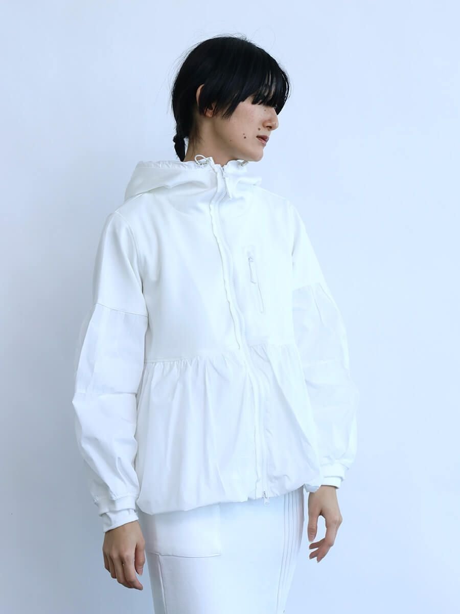 【ラシュッド/LASUD】のタックデザインバルーンパーカー 人気、トレンドファッション・服の通販 founy(ファニー) 　ファッション　Fashion　レディースファッション　WOMEN　トップス・カットソー　Tops/Tshirt　パーカ　Sweats　おすすめ　Recommend　タフタ　Taffeta　バランス　Balance　バルーン　Balloon　パーカー　Hoodie　フェミニン　Feminine　ボトム　Bottom　ボンディング　Bonding　切替　Switching　 other-1|ID: prp329100004241868 ipo3291000000029422890