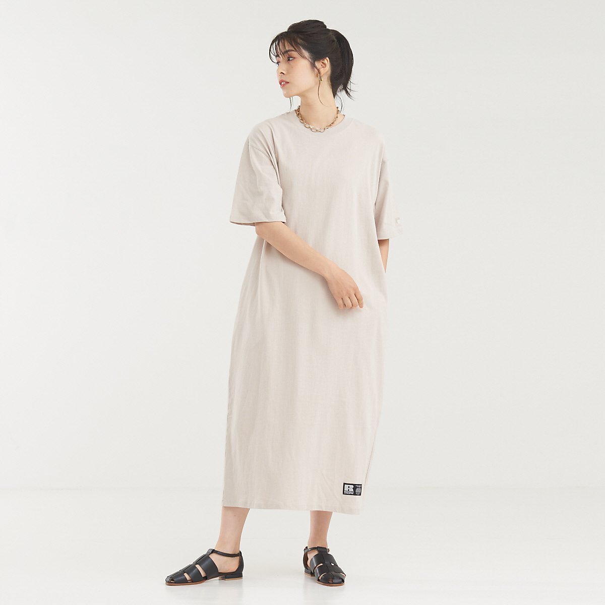 【アバハウスマヴィ/abahouse mavie】の【別注】abahouse mavieラッセルワンピース 人気、トレンドファッション・服の通販 founy(ファニー) 　ファッション　Fashion　レディースファッション　WOMEN　ワンピース　Dress　アメリカン　American　スポーツ　Sports　スリット　Slit　デニム　Denim　プリント　Print　ラッセル　Russell　ラバー　Rubber　リラックス　Relax　レギンス　Leggings　別注　Special Order　 other-1|ID: prp329100004245326 ipo3291000000029454199