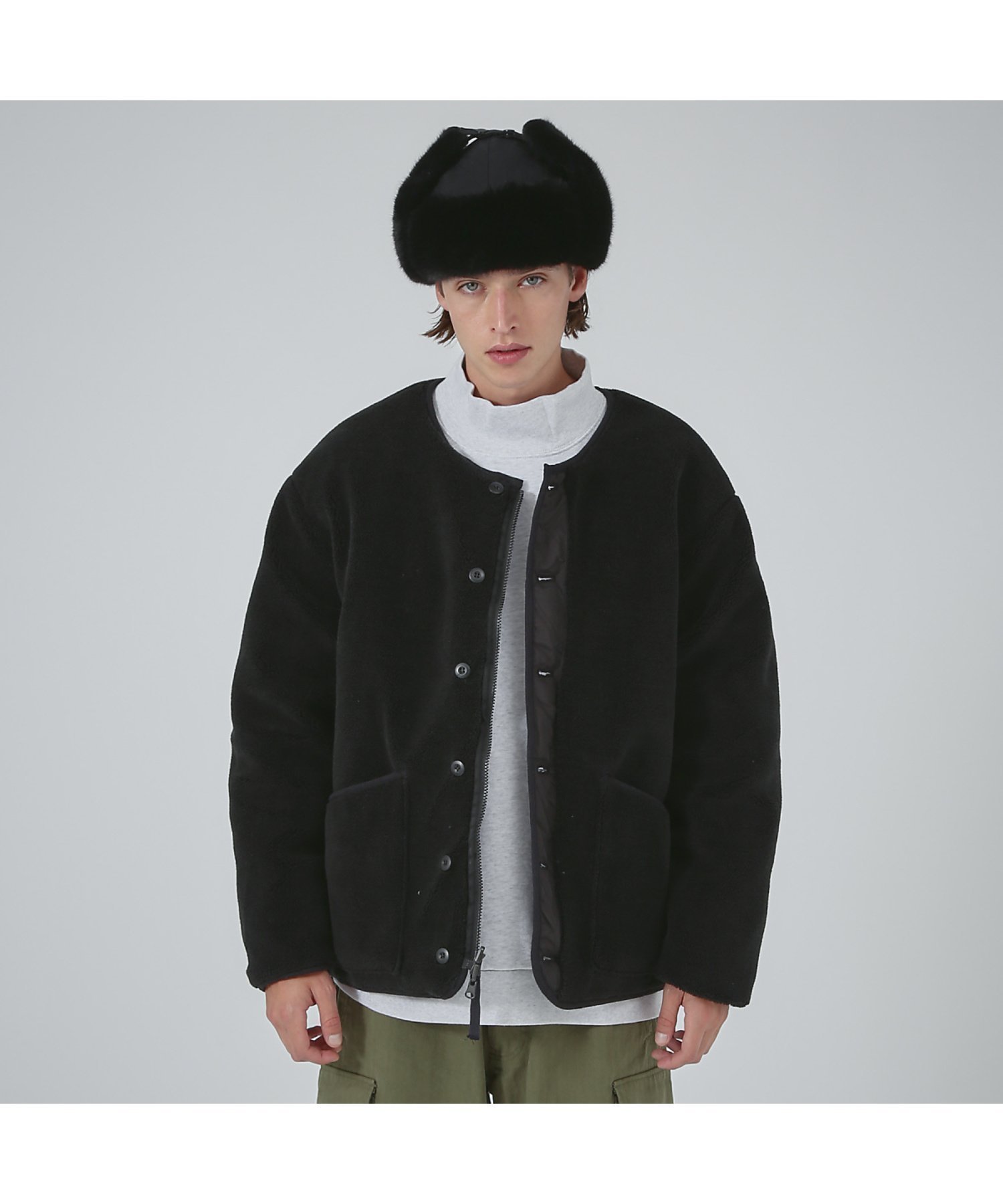 【アバハウス/ABAHOUSE / MEN】の【WEB限定】TAION MILITARY RIVERSIBLE【UNISEX】 インテリア・キッズ・メンズ・レディースファッション・服の通販 founy(ファニー) 　ファッション　Fashion　メンズファッション　MEN　ユニセックス　Unisex　スリット　Slit　ダウン　Down　パッチ　Patch　ボトム　Bottom　ポケット　Pocket　マフラー　Scarf　リップ　Lip　リバーシブル　Reversible　防寒　Cold Protection　ブラック|ID: prp329100004247215 ipo3291000000029469965