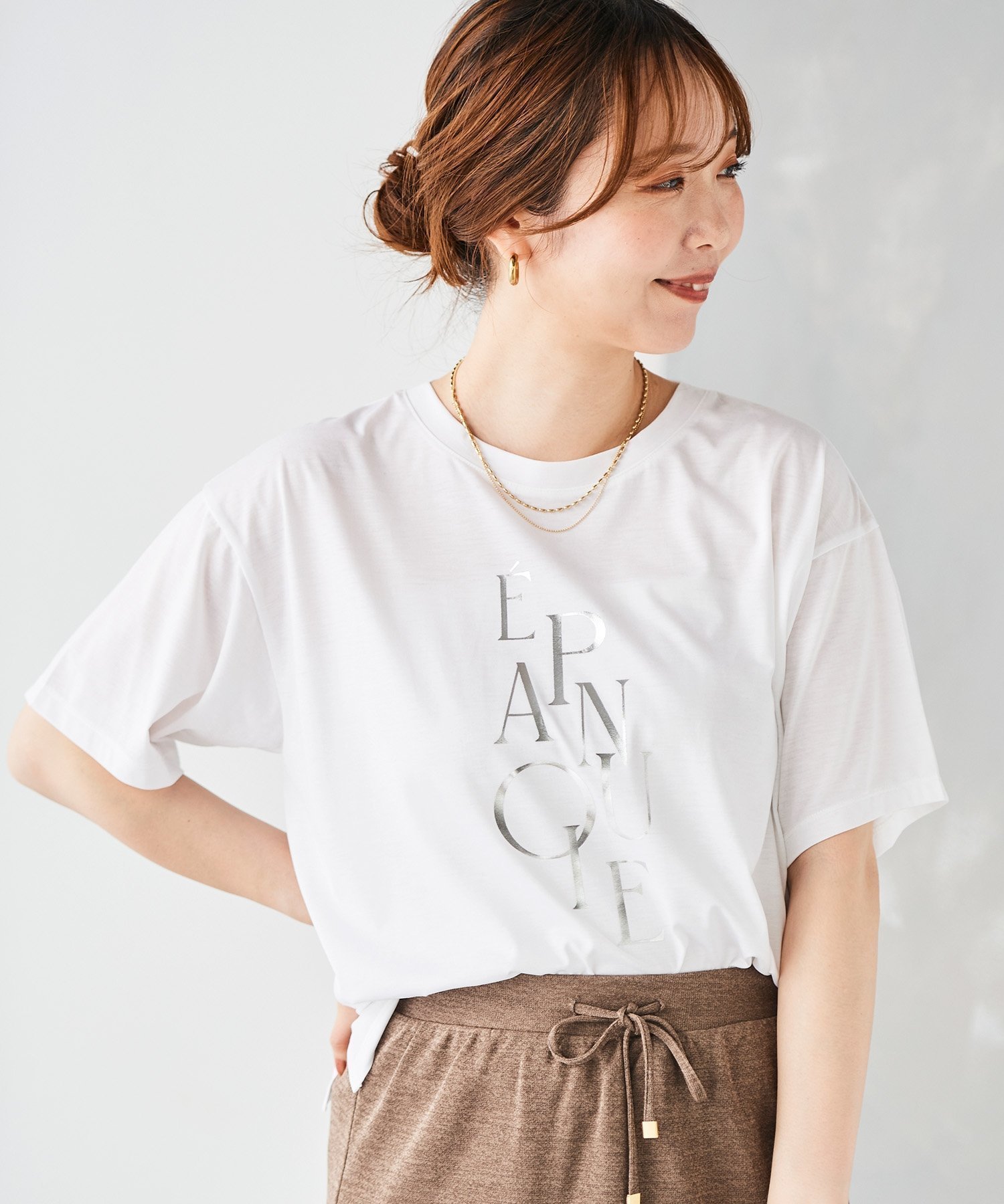 【ルクールブラン/le.coeur blanc】の《手洗い可能》EPANOUIEロゴTシャツ インテリア・キッズ・メンズ・レディースファッション・服の通販 founy(ファニー) 　ファッション　Fashion　レディースファッション　WOMEN　トップス・カットソー　Tops/Tshirt　シャツ/ブラウス　Shirts/Blouses　ロング / Tシャツ　T-Shirts　おすすめ　Recommend　とろみ　Thickness　ウェーブ　Wave　サロペット　Overalls　ジャケット　Jacket　バランス　Balance　プリント　Print　レース　Race　オフ|ID: prp329100004247603 ipo3291000000029474782