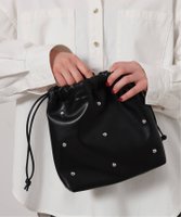 【ジャーナルスタンダード レリューム/JOURNAL STANDARD relume】のRELUME スタッズキンチャクBAG 人気、トレンドファッション・服の通販 founy(ファニー) ファッション Fashion レディースファッション WOMEN バッグ Bag 2024年 2024 2024-2025秋冬・A/W Aw/Autumn/Winter/Fw/Fall/2024-2025 ショルダー Shoulder スタッズ Studs フォルム Form 巾着 Purse |ID:prp329100004252675