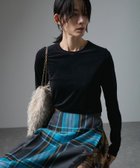 【サロン アダム エ ロペ/SALON adam et rope'】のシアーベロアクルーネックプルオーバー 人気、トレンドファッション・服の通販 founy(ファニー) ファッション Fashion レディースファッション WOMEN トップス・カットソー Tops/Tshirt プルオーバー Pullover ベロア Velour A/W・秋冬 Aw・Autumn/Winter・Fw・Fall-Winter アクセサリー Accessories インナー Inner シアー Sheer ストレッチ Stretch トレンド Trend ベロア Velor エレガント 上品 Elegant thumbnail ブラック(01)|ID: prp329100004252991 ipo3291000000029522523