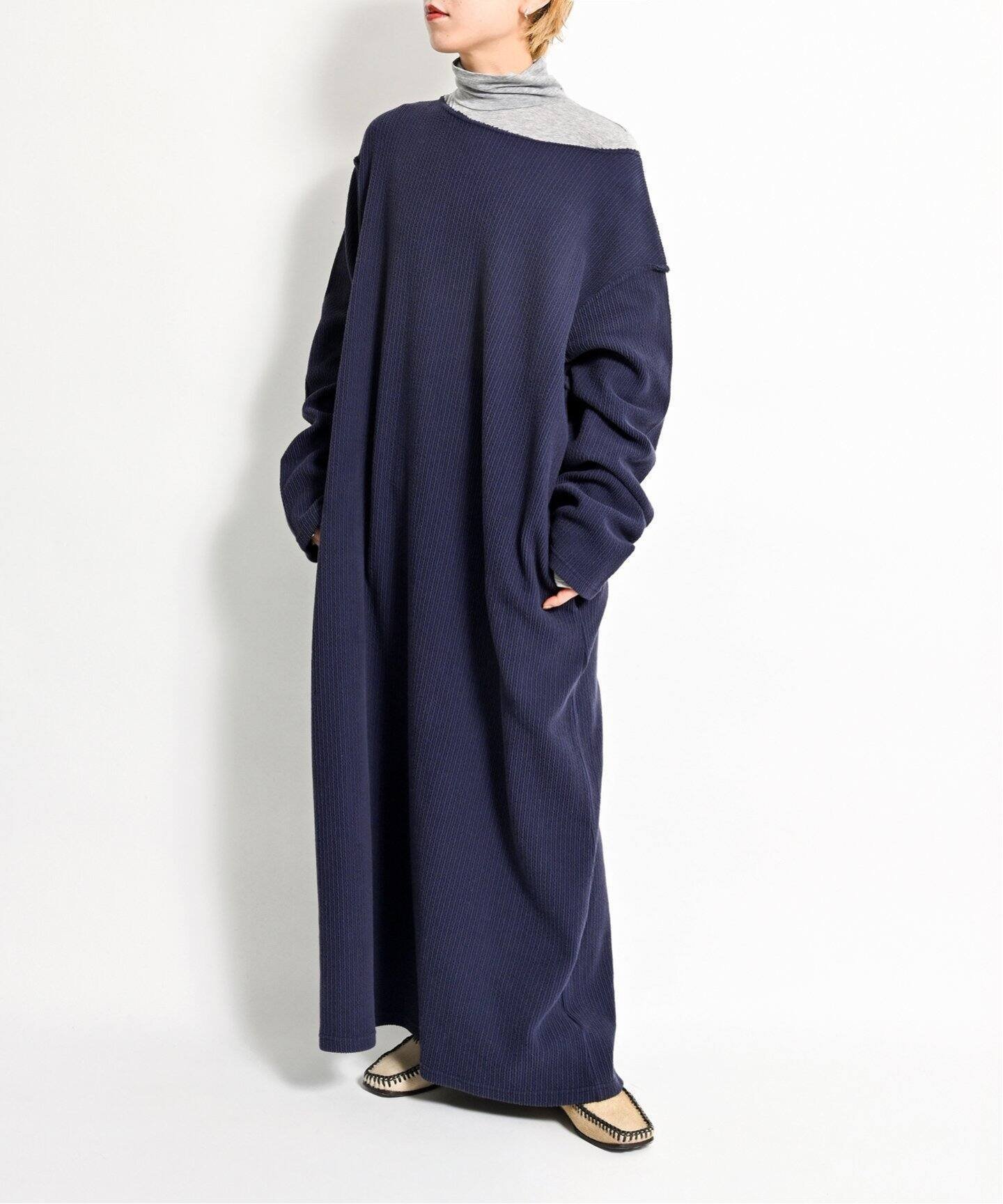 【シティーショップ/CITYSHOP】のBOATNECK CUT LONG DRESS ワンピース インテリア・キッズ・メンズ・レディースファッション・服の通販 founy(ファニー) 　ファッション　Fashion　レディースファッション　WOMEN　ワンピース　Dress　ドレス　Party Dresses　2025年　2025　2025春夏・S/S　Ss,Spring/Summer,2025　カットソー　Cut And Sew　ポケット　Pocket　リラックス　Relax　ネイビー|ID: prp329100004260690 ipo3291000000030071763