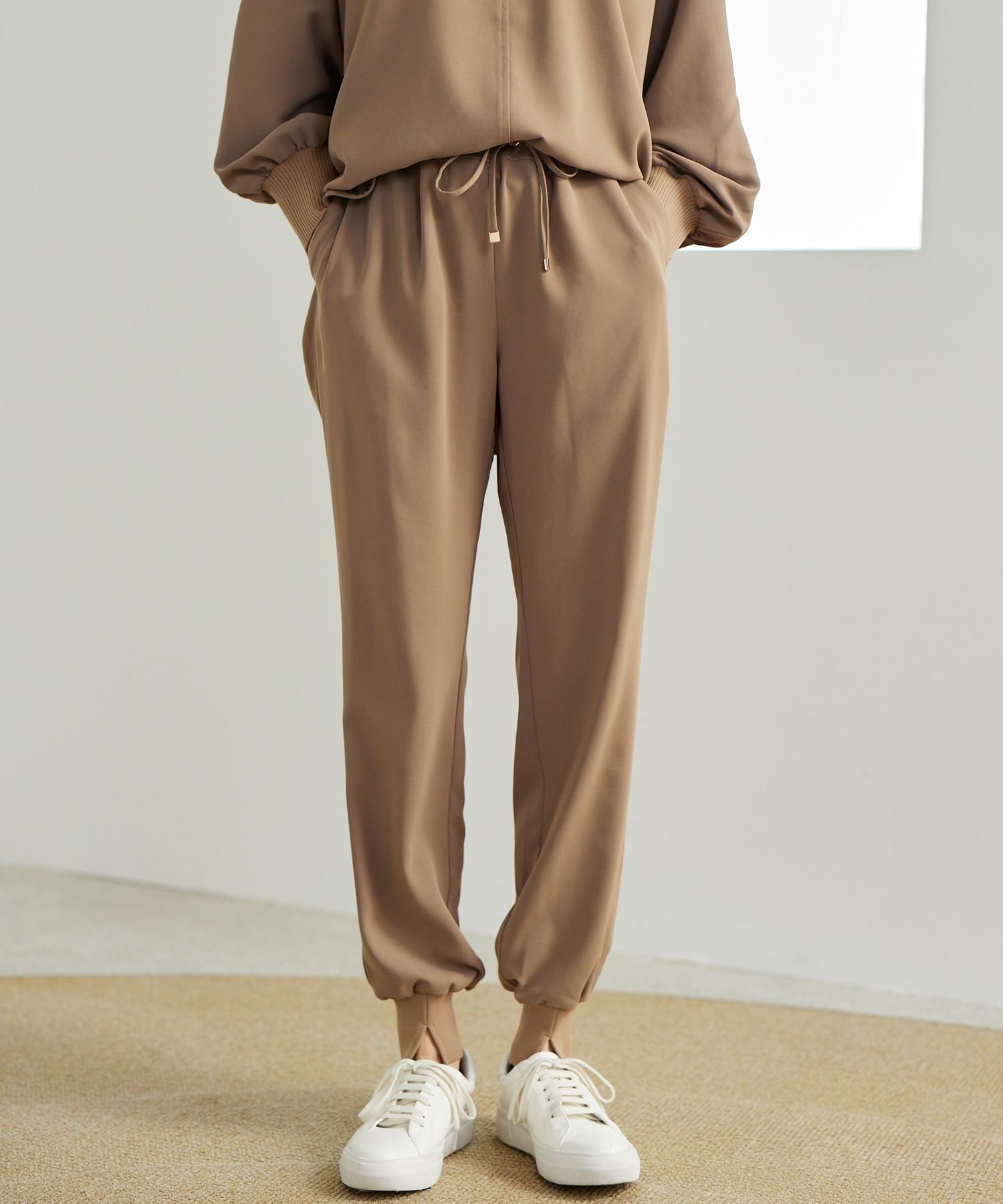 【バンヤードストーム/BARNYARDSTORM】の【『BABALOG』ご紹介アイテム】ダブルクロスジョガーパンツ【WEB限定カラー・サイズ】 インテリア・キッズ・メンズ・レディースファッション・服の通販 founy(ファニー) ファッション Fashion レディースファッション Fashion for Women パンツ Pants & Trousers アクセサリー Fashion Accessories ヴィンテージ Vintage Style スニーカー Sneakers, Trainers スリット Slit, Slit Detail セットアップ Set-Up, Coordinated Outfit ダブル Double, Double-Breasted ドッキング Docking, Mixed Material フロント Front, Front Design ロング Long, Long-Length 冬 Winter / This Winter A/W・秋冬 Autumn/Winter キャメル54|ID: prp329100004271022 ipo3291000000034443455