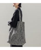 【ラコレ/LAKOLE】のスクエアビックトートバック 人気、トレンドファッション・服の通販 founy(ファニー) ファッション Fashion レディースファッション WOMEN バッグ Bag おすすめ Recommend ポケット Pocket ビジネス 仕事 通勤 Business thumbnail ドット19|ID: prp329100004281134 ipo3291000000029729027