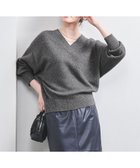 【ユナイテッドアローズ/UNITED ARROWS】のウールフォックス ラメ Vネックニット 人気、トレンドファッション・服の通販 founy(ファニー) ファッション Fashion レディースファッション WOMEN トップス・カットソー Tops/Tshirt ニット Knit Tops Vネック V-Neck カーディガン Cardigan ショルダー Shoulder シンプル Simple スリム Slim ドロップ Drop フィット Fit フェミニン Feminine フォックス Fox フレア Flare プリーツ Pleats ボトム Bottom リラックス Relax エレガント 上品 Elegant thumbnail DK.GRAY|ID: prp329100004285254 ipo3291000000029984397